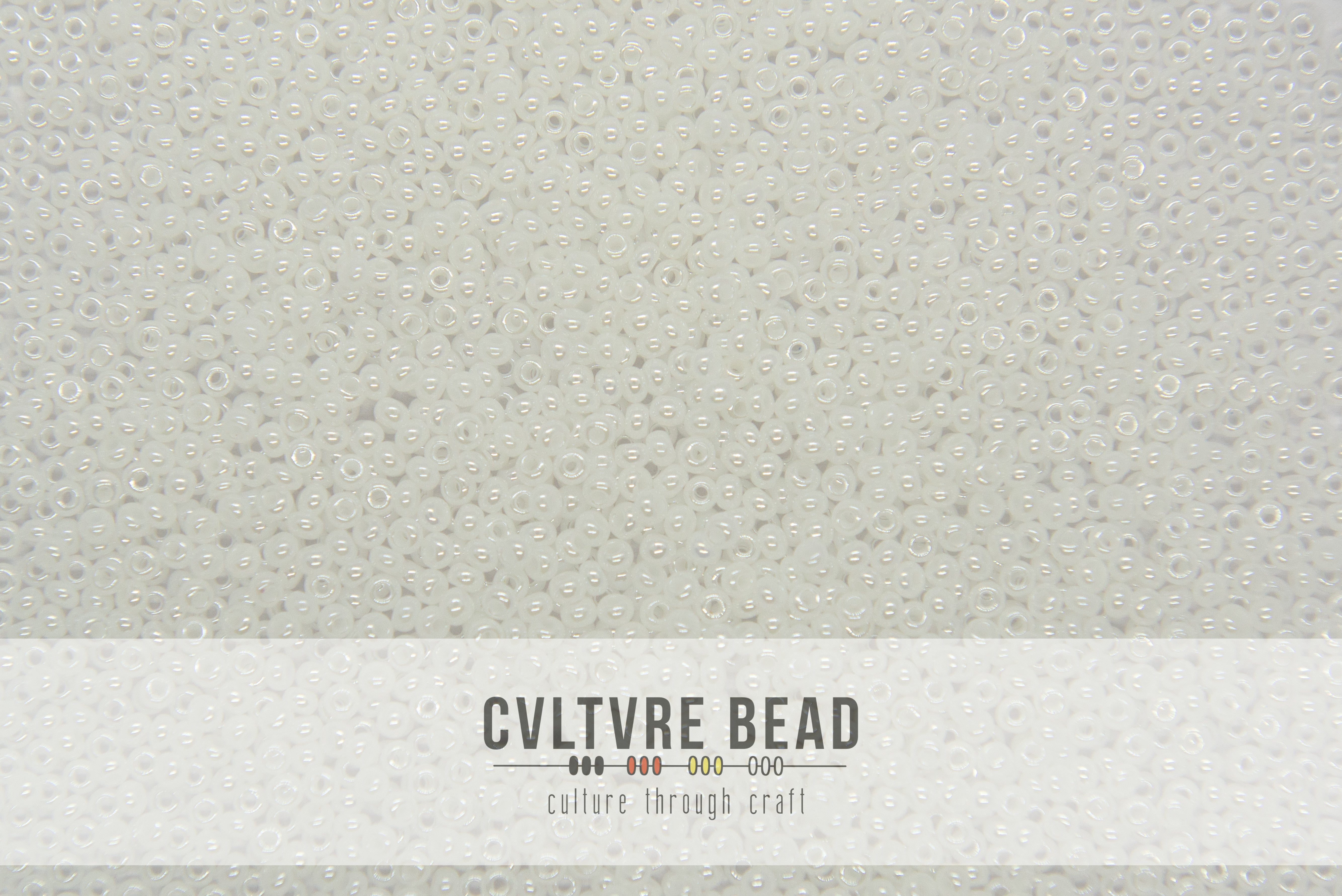Czech Seedbead 10/0 Opaque Pearl White 20g